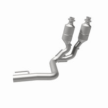 Load image into Gallery viewer, MagnaFlow Exhaust Products 458053 California CARB Direct-Fit Catalytic Converter for Select Jeep Grand Cherokee