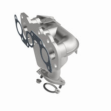 Load image into Gallery viewer, MagnaFlow Exhaust Products 452136 California CARB Manifold Catalytic Converter for Select Toyota Avalon