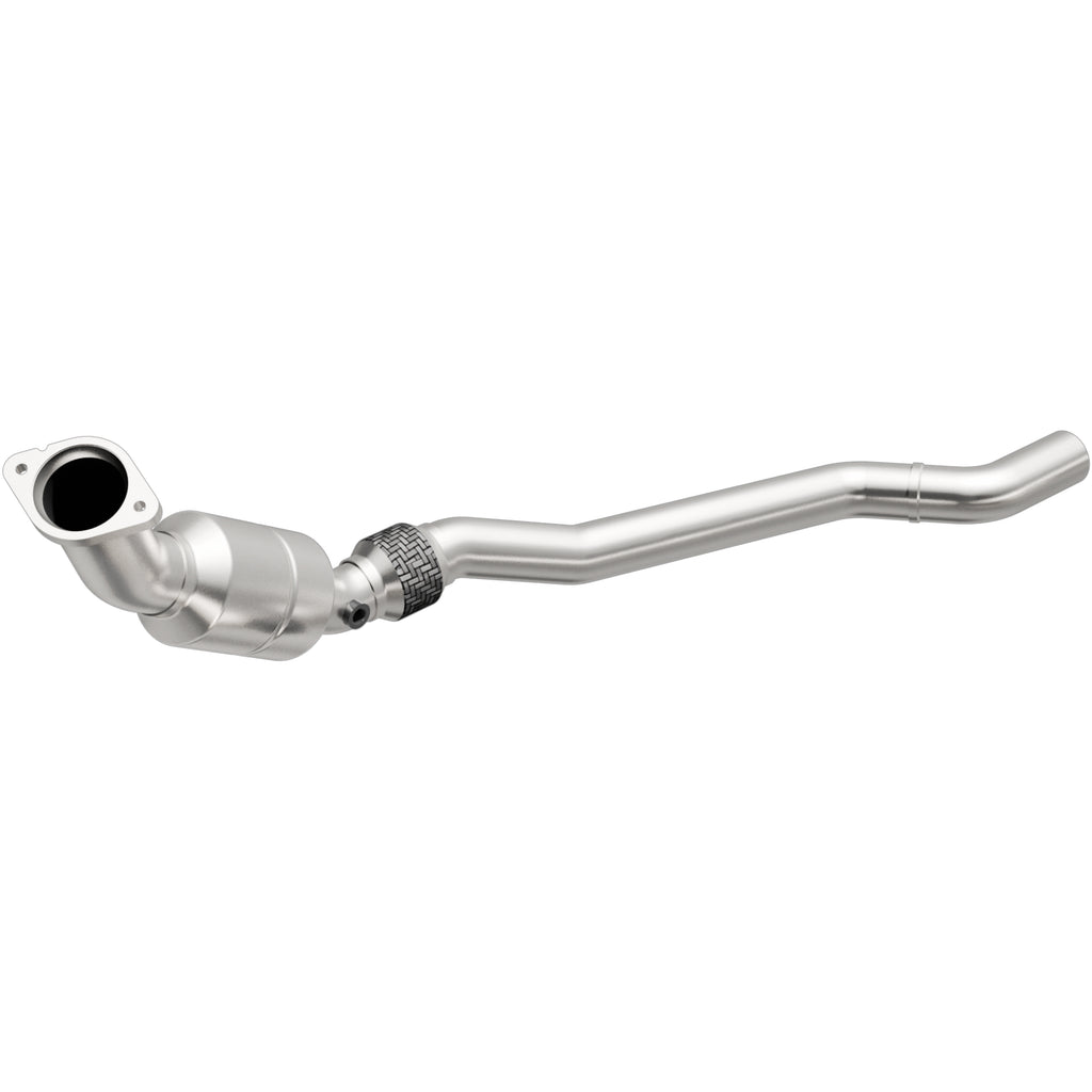 MagnaFlow Exhaust Products 51585 OEM Grade Direct-Fit Catalytic Converter for Select Chrysler 300, Dodge Charger, Dodge Magnum