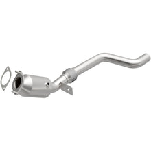 Load image into Gallery viewer, MagnaFlow Exhaust Products 5561522 California CARB Direct-Fit Catalytic Converter for Select Ford Mustang