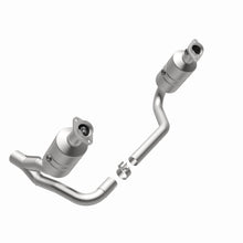 Load image into Gallery viewer, MagnaFlow Exhaust Products 5551849 California CARB Direct-Fit Catalytic Converter for Select Dodge Dakota, Mitsubishi Raider