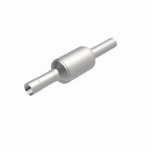 Load image into Gallery viewer, MagnaFlow Exhaust Products 3391221 California CARB Direct-Fit Catalytic Converter for Select Jeep Cherokee, Jeep Grand Cherokee, Jeep Wrangler