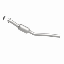 Load image into Gallery viewer, MagnaFlow Exhaust Products 3391275 California CARB Direct-Fit Catalytic Converter for Select Chrysler Town &amp; Country, Dodge Caravan, Dodge Grand Caravan, Plymouth Grand Voyager, Plymouth Voyager