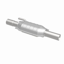 Load image into Gallery viewer, MagnaFlow Exhaust Products 95221 HM Grade Direct-Fit Catalytic Converter for Select Dodge Ram 2500, Dodge Ram