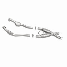 Load image into Gallery viewer, MagnaFlow Exhaust Products 444062 California CARB Direct-Fit Catalytic Converter for Select Ford Mustang