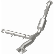 Load image into Gallery viewer, MagnaFlow Exhaust Products 21-471 OEM Grade Direct-Fit Catalytic Converter for Select Ford F-150