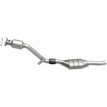 Load image into Gallery viewer, MagnaFlow Exhaust Products 51589 OEM Grade Direct-Fit Catalytic Converter for Select Audi A6, Audi A6 Quattro, Volkswagen Passat