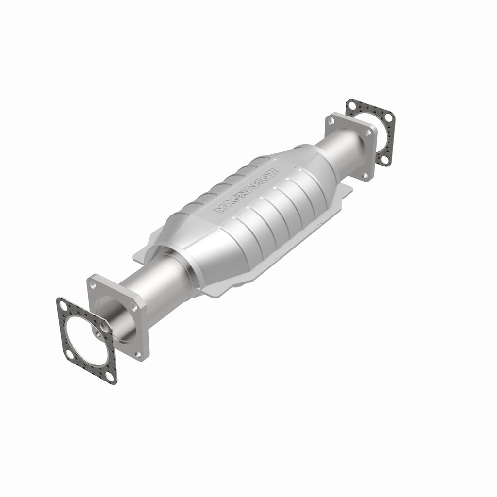 MagnaFlow Exhaust Products 3391657 California CARB Direct-Fit Catalytic Converter for Select Isuzu Pickup, Isuzu Rodeo, Isuzu Trooper