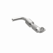 Load image into Gallery viewer, MagnaFlow Exhaust Products 5582311 California CARB Direct-Fit Catalytic Converter for Select Ford E-150, Ford E-250