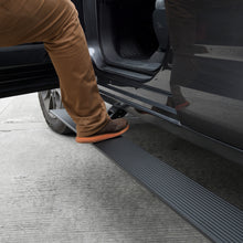 Load image into Gallery viewer, 1521-TahoeYukonEscalade-E-Board-Series-Steps-Powder-Coating-Blk