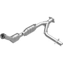 Load image into Gallery viewer, MagnaFlow Exhaust Products 24441 HM Grade Direct-Fit Catalytic Converter for Select Ford Expedition