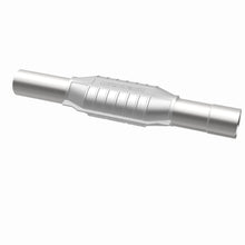 Load image into Gallery viewer, MagnaFlow Exhaust Products 93488 Standard Grade Direct-Fit Catalytic Converter for Select Chevrolet Blazer, Chevrolet C1500 Suburban, Chevrolet C2500 Suburban, Chevrolet K1500 Suburban, Chevrolet K2500 Suburban, GMC C1500 Suburban, GMC C2500 Suburban,