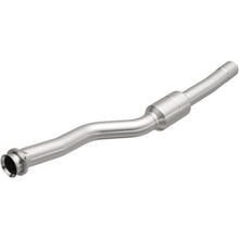 Load image into Gallery viewer, MagnaFlow Exhaust Products 5421173 California CARB Direct-Fit Catalytic Converter for Select Cadillac CTS