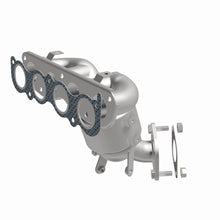 Load image into Gallery viewer, MagnaFlow Exhaust Products 290084 OEM Grade Manifold Catalytic Converter for Select Hyundai Elantra, Kia Forte