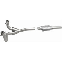 Load image into Gallery viewer, MagnaFlow Exhaust Products 93312 Standard Grade Direct-Fit Catalytic Converter for Select Ford Bronco, Ford F-150, Ford F-250