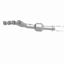 Load image into Gallery viewer, MagnaFlow Exhaust Products 49792 OEM Grade Manifold Catalytic Converter for Select BMW 550i, BMW 650i, BMW 750Li, BMW 750i