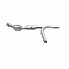 Load image into Gallery viewer, MagnaFlow Exhaust Products 51301 OEM Grade Direct-Fit Catalytic Converter for Select Ford F-150, Ford F-150 Heritage