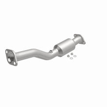 Load image into Gallery viewer, MagnaFlow Exhaust Products 5671709 California CARB Direct-Fit Catalytic Converter for Select Nissan Cube, Nissan Sentra