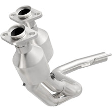 Load image into Gallery viewer, MagnaFlow Exhaust Products 24997 HM Grade Direct-Fit Catalytic Converter for Select Jeep Cherokee