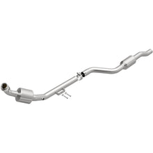 Load image into Gallery viewer, MagnaFlow Exhaust Products 551642 California CARB Direct-Fit Catalytic Converter for Select Mercedes-Benz CLS500, Mercedes-Benz E500