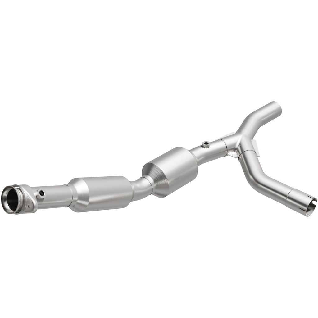 MagnaFlow Exhaust Products 5582310 California CARB Direct-Fit Catalytic Converter for Select Ford E-150, Ford E-250