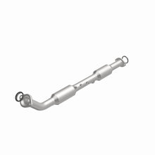 Load image into Gallery viewer, MagnaFlow Exhaust Products 5411028 California CARB Direct-Fit Catalytic Converter for Select Toyota Tacoma