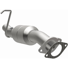 Load image into Gallery viewer, MagnaFlow Exhaust Products 5451006 California CARB Direct-Fit Catalytic Converter for Select Chevrolet Silverado HD Classic, Chevrolet Silverado Classic, GMC Sierra HD Classic, GMC Sierra Classic
