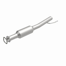Load image into Gallery viewer, MagnaFlow Exhaust Products 5571662 California CARB Direct-Fit Catalytic Converter for Select Ford Escape, Mazda Tribute, Mercury Mariner