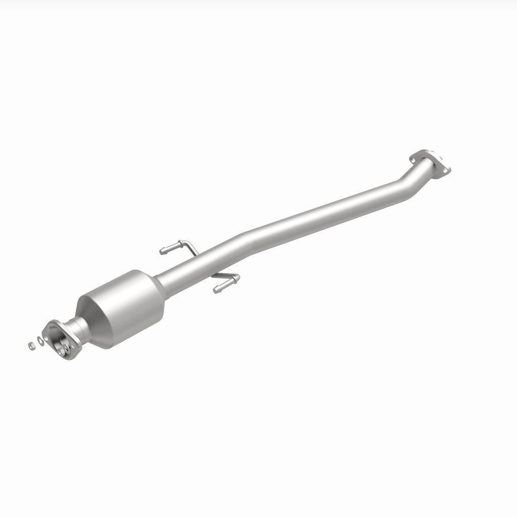 MagnaFlow Exhaust Products 280116 OEM Grade Direct-Fit Catalytic Converter for Select Toyota Highlander