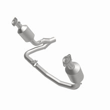 Load image into Gallery viewer, MagnaFlow Exhaust Products 4551026 California CARB Direct-Fit Catalytic Converter for Select Dodge Dakota