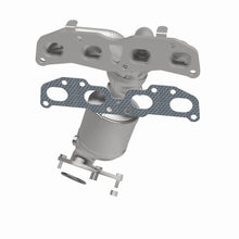 Load image into Gallery viewer, MagnaFlow Exhaust Products 5582295 California CARB Manifold Catalytic Converter for Select Nissan Rogue, Nissan Rogue Select