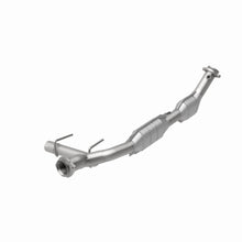 Load image into Gallery viewer, MagnaFlow Exhaust Products 458022 California CARB Direct-Fit Catalytic Converter for Select Ford Expedition