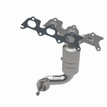 Load image into Gallery viewer, MagnaFlow Exhaust Products 51445 OEM Grade Manifold Catalytic Converter for Select Chrysler Sebring, Dodge Avenger