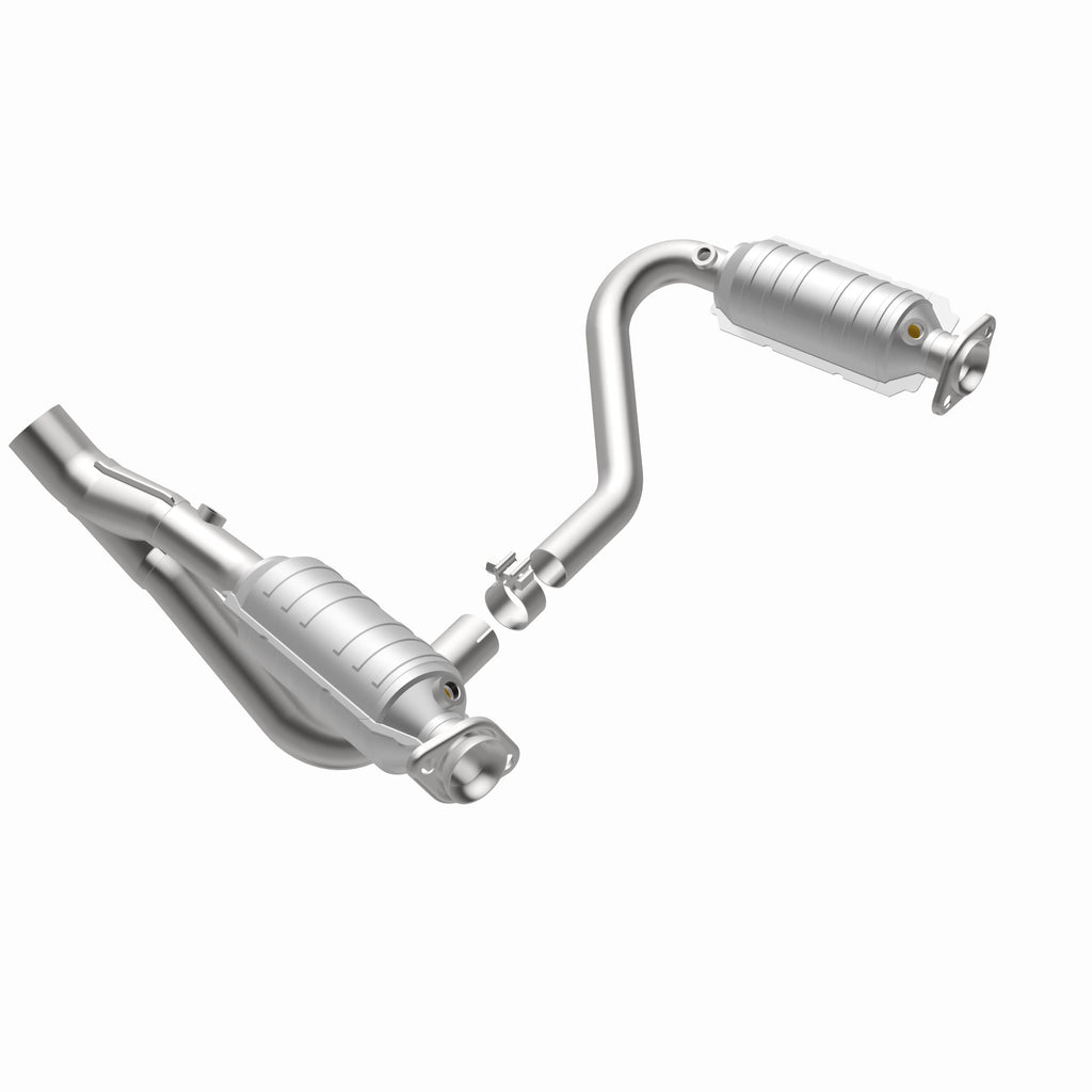 MagnaFlow Exhaust Products 49832 OEM Grade Direct-Fit Catalytic Converter for Select Chrysler Aspen, Dodge Durango