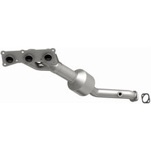 Load image into Gallery viewer, MagnaFlow Exhaust Products 49774 OEM Grade Manifold Catalytic Converter for Select BMW 525i, BMW 525xi, BMW 530i, BMW 530xi