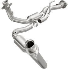 Load image into Gallery viewer, MagnaFlow Exhaust Products 5451687 California CARB Direct-Fit Catalytic Converter for Select Jeep Commander, Jeep Grand Cherokee