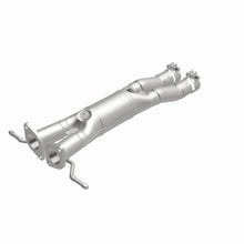 Load image into Gallery viewer, MagnaFlow Exhaust Products 21-020 OEM Grade Direct-Fit Catalytic Converter for Select Ford Flex, Ford Taurus, Lincoln MKS, Lincoln MKT