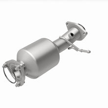 Load image into Gallery viewer, MagnaFlow Exhaust Products 5571293 California CARB Direct-Fit Catalytic Converter for Select Honda CR-V