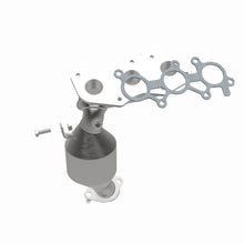 Load image into Gallery viewer, MagnaFlow Exhaust Products 5582548 California CARB Manifold Catalytic Converter for Select Toyota Sienna