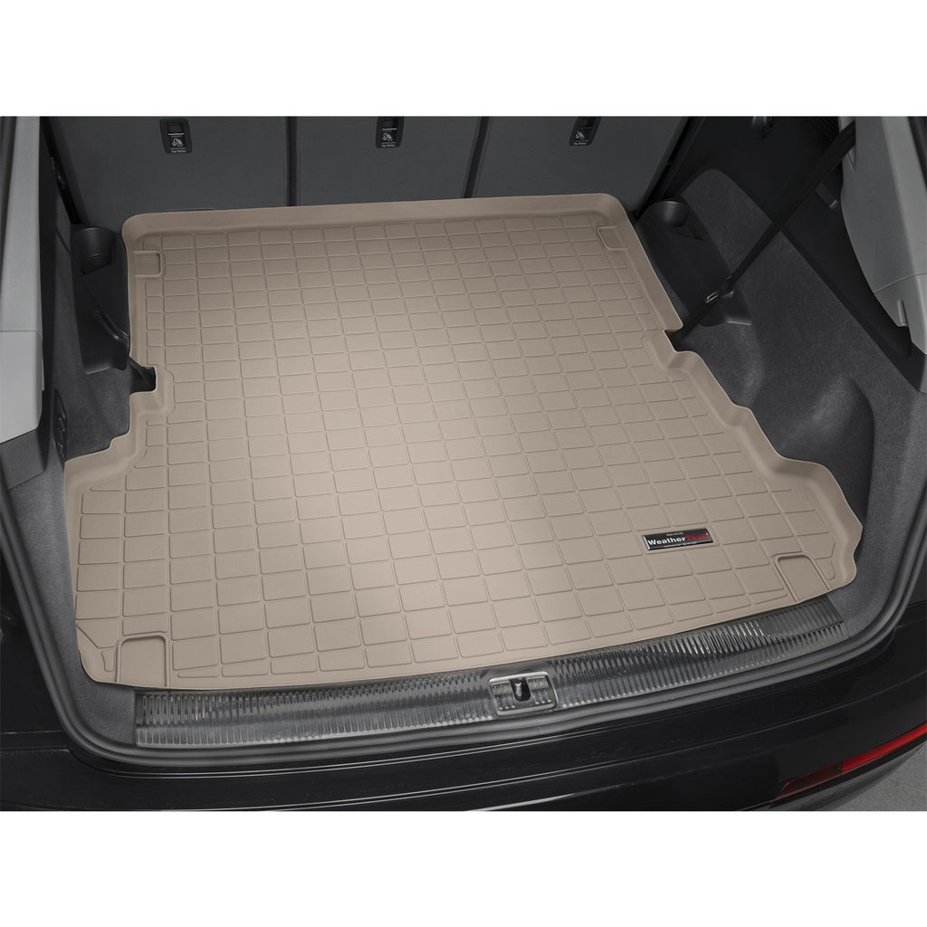 1717-Audi-Q7-Cargo-Liner-Tan