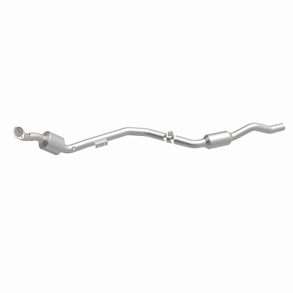 MagnaFlow Exhaust Products 51645 OEM Grade Direct-Fit Catalytic Converter for Select Mercedes-Benz E350