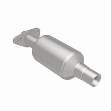 Load image into Gallery viewer, MagnaFlow Exhaust Products 3391496 California CARB Direct-Fit Catalytic Converter for Select Chevrolet S10, GMC Sonoma