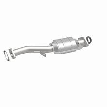 Load image into Gallery viewer, MagnaFlow Exhaust Products 51113 OEM Grade Direct-Fit Catalytic Converter for Select Subaru Forester, Subaru Impreza, Subaru Legacy