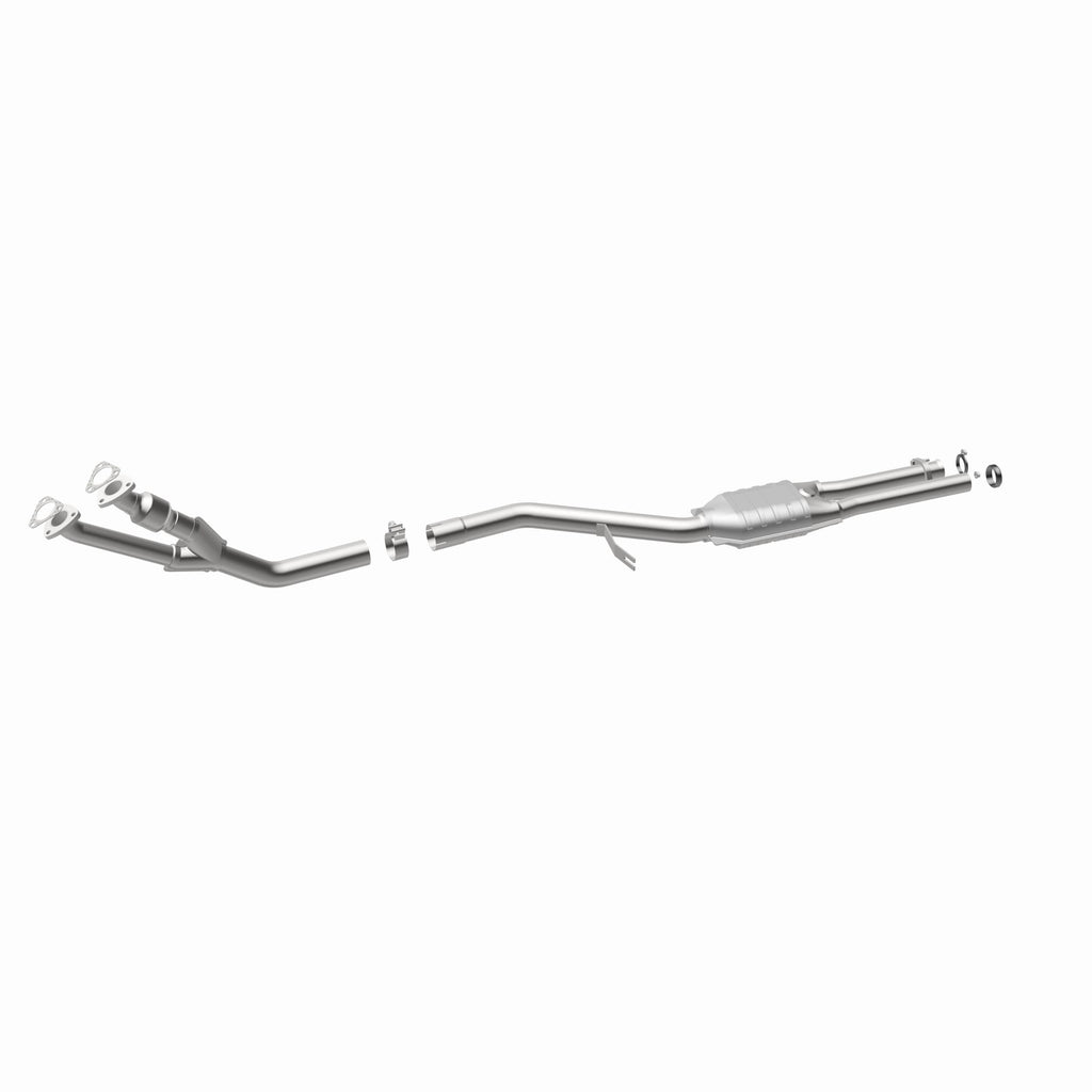 MagnaFlow Exhaust Products 23554 Standard Grade Direct-Fit Catalytic Converter for Select BMW 325i, BMW 325is