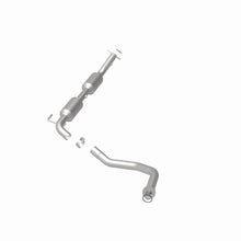 Load image into Gallery viewer, MagnaFlow Exhaust Products 5582935 California CARB Direct-Fit Catalytic Converter for Select Toyota Tundra