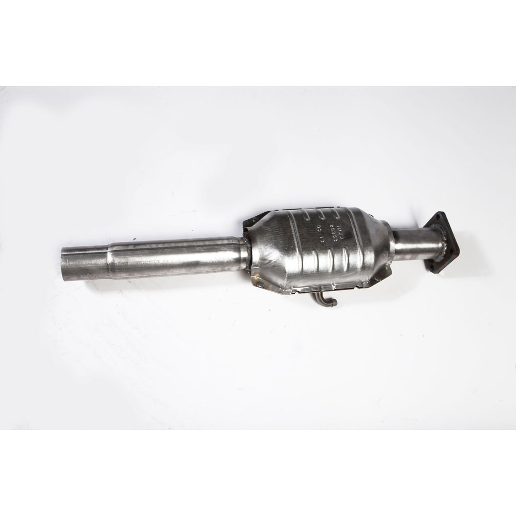 Omix 17604.02 Catalytic Converter for Select Jeep Cherokee, Jeep Wrangler