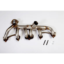 Load image into Gallery viewer, Omix 17622.07 Exhaust Manifold Kit for Select Jeep Cherokee, Jeep Comanche, Jeep Wagoneer