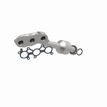 Load image into Gallery viewer, MagnaFlow Exhaust Products 452721 California CARB Manifold Catalytic Converter for Select Lexus GS300