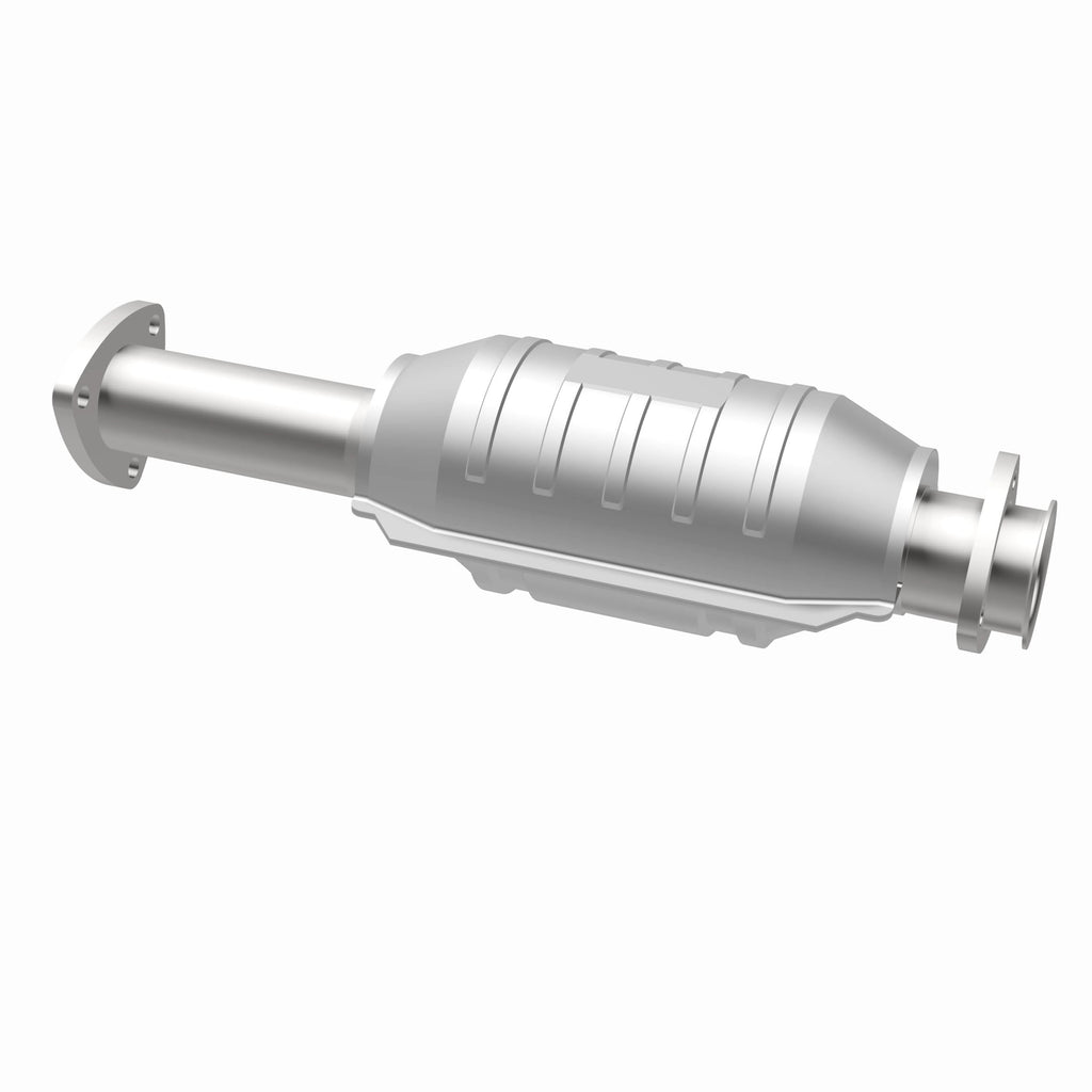 MagnaFlow Exhaust Products 22834 Standard Grade Direct-Fit Catalytic Converter for Select Saab 900