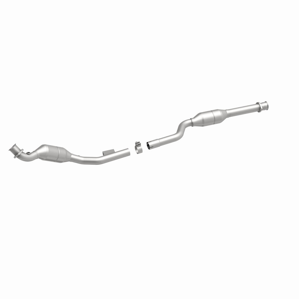 MagnaFlow Exhaust Products 51422 OEM Grade Direct-Fit Catalytic Converter for Select Mercedes-Benz E320